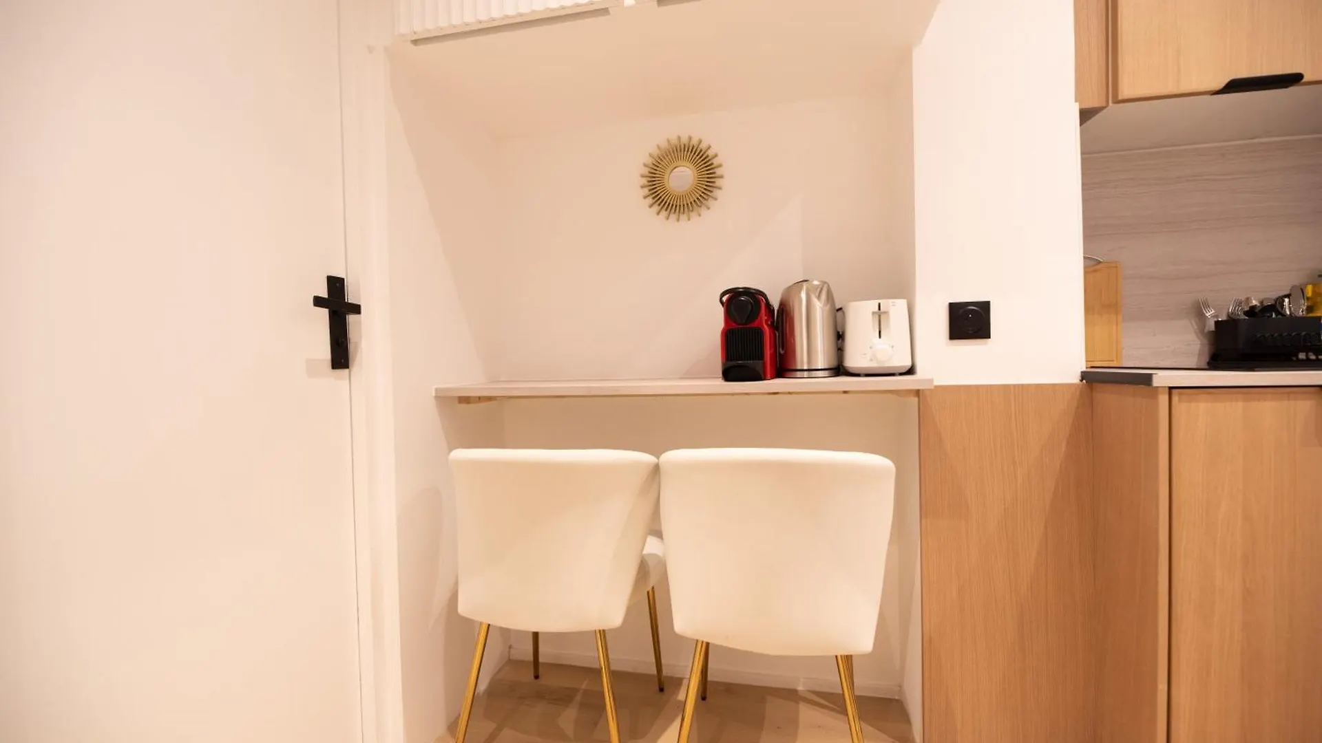 Cosy Flat / Tour Eiffel Area Апартаменты